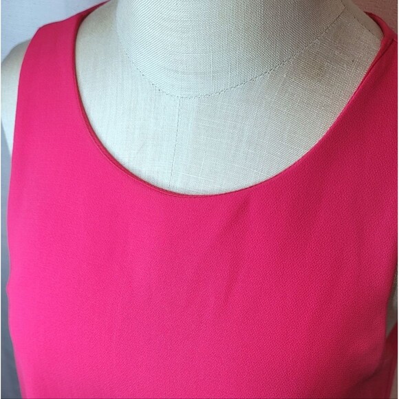 Everly Pink Barbiecore Keyhole Back Dress With Pockets Size Small - Picture 9 of 10
